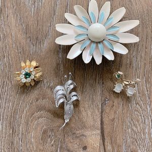 Vintage Brooches